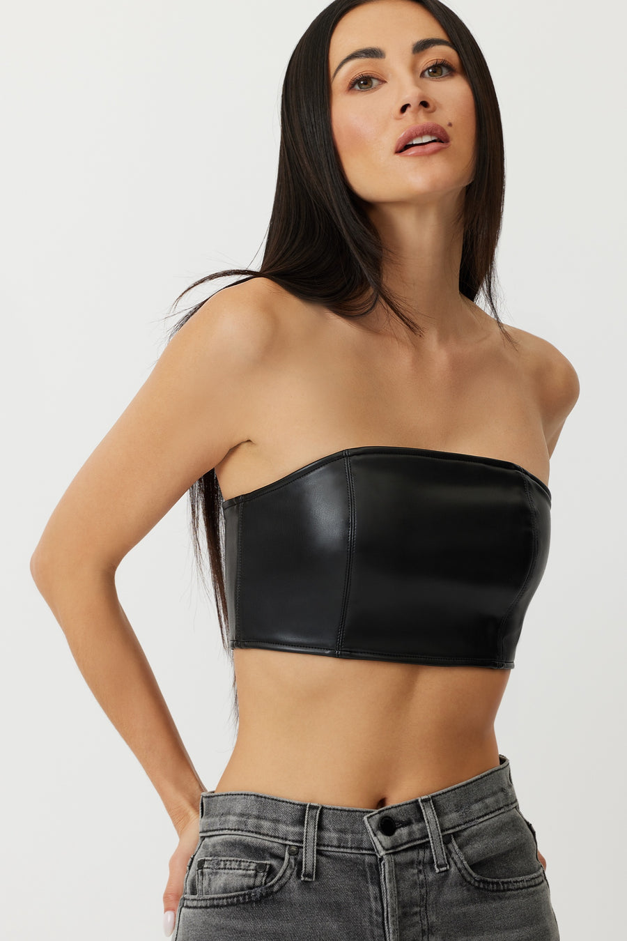 THE PETAL ETHICAL LEATHER BRA BLACK – greyven
